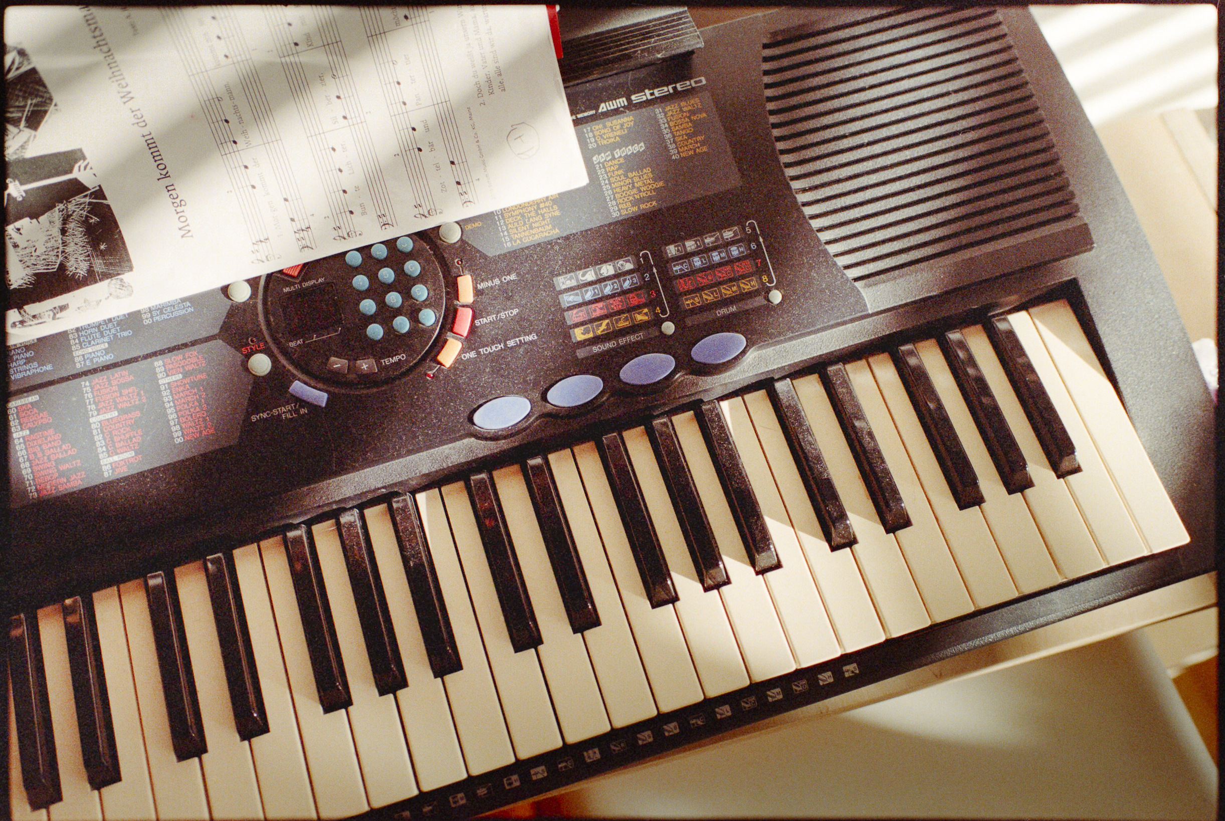 35mm colour film photography - shot with a Leica M6 on Kodak Portra  Tobias Leipnitz LeicaM6 Photography 13