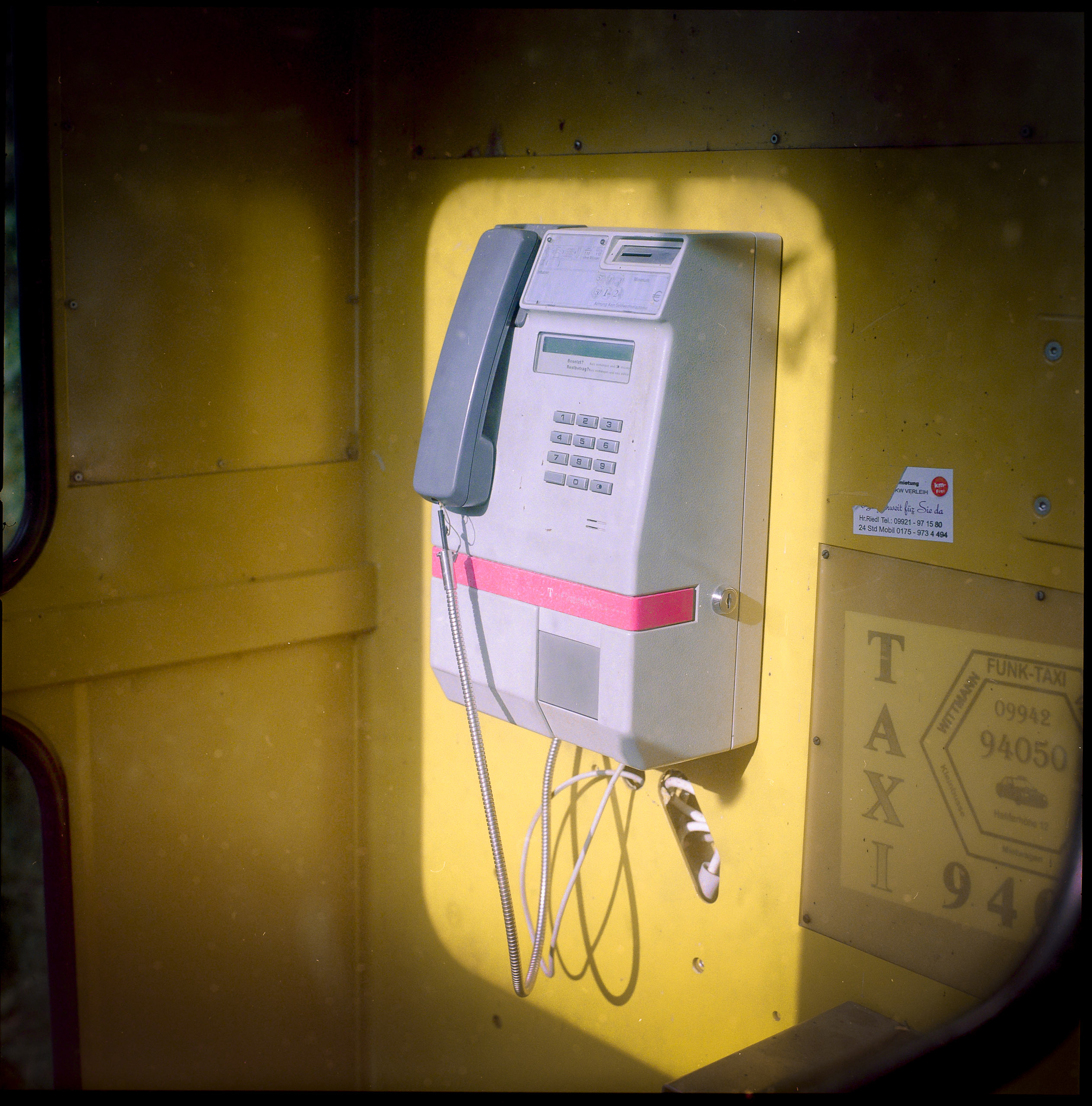 Medium format photography by Tobias Leipnitz –  Kodak Portra 160 and Kodak Portra 400 - Hasselblad 500cmtobias leipnitz hasselblad medium format camera 6x6 18