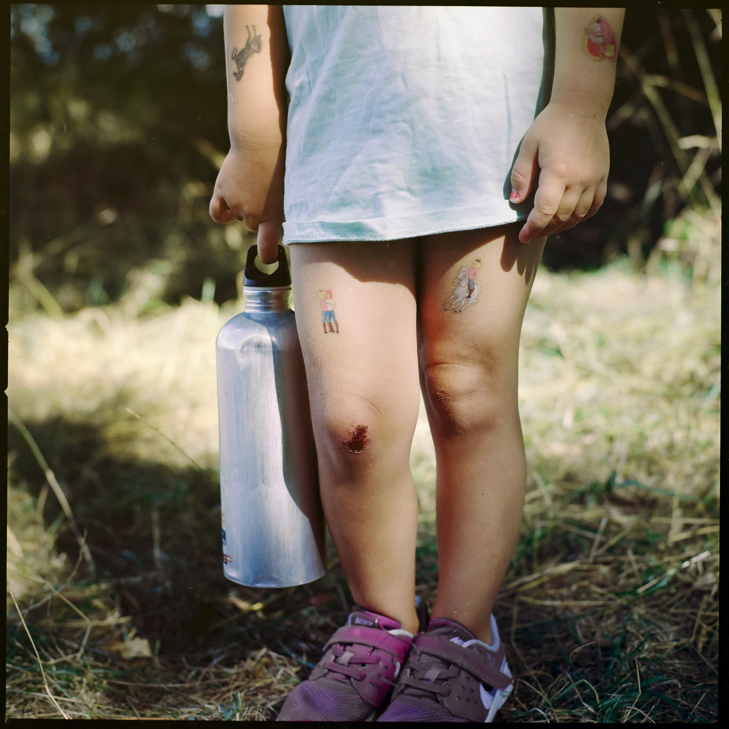 Medium format photography by Tobias Leipnitz –  Kodak Portra 160 and Kodak Portra 400 - Hasselblad 500cmtobias leipnitz hasselblad medium format camera 6x6 2