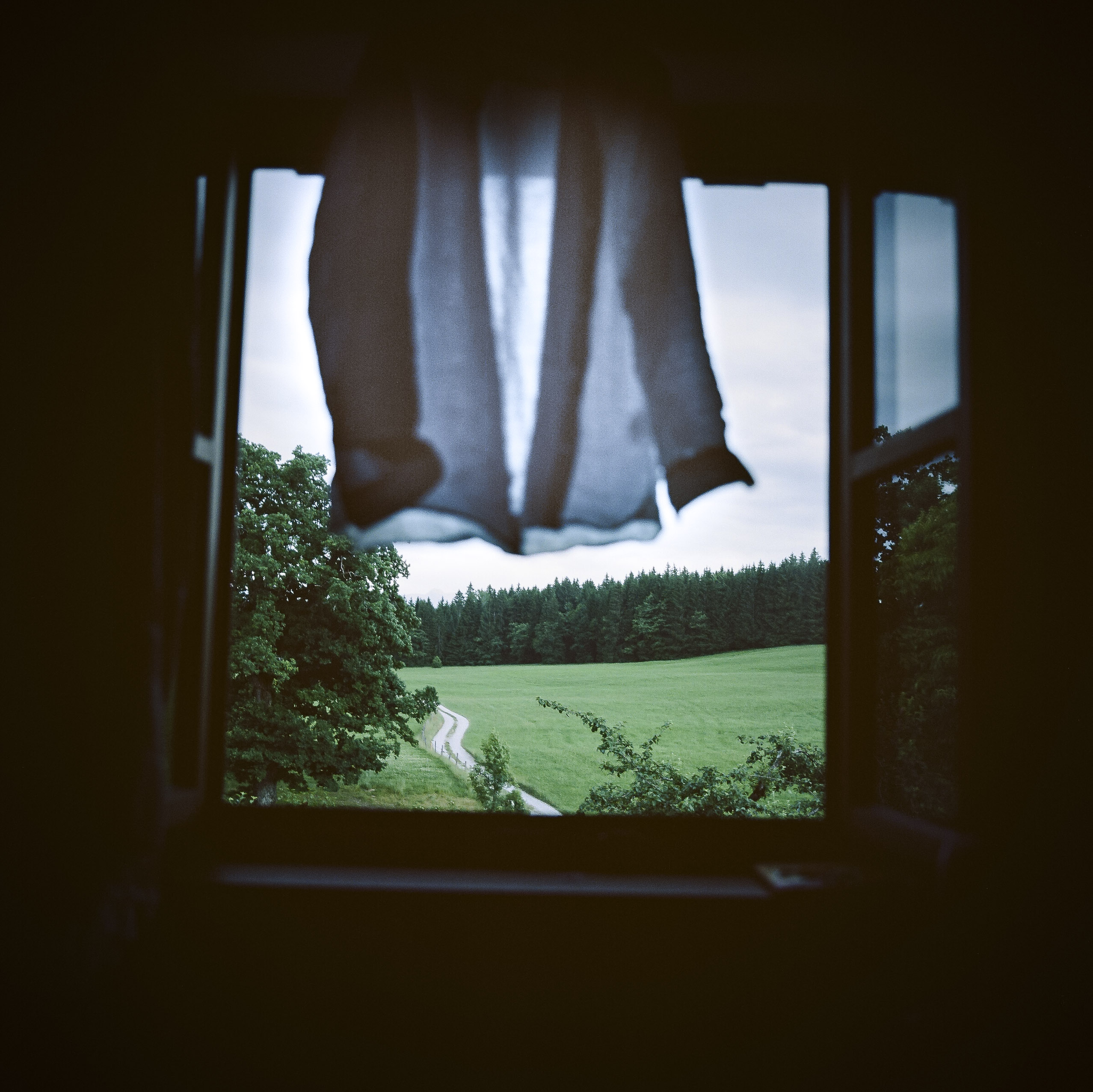 Medium format photography by Tobias Leipnitz –  Kodak Portra 160 and Kodak Portra 400 - Hasselblad 500cmtobias leipnitz hasselblad medium format camera 6x6 27