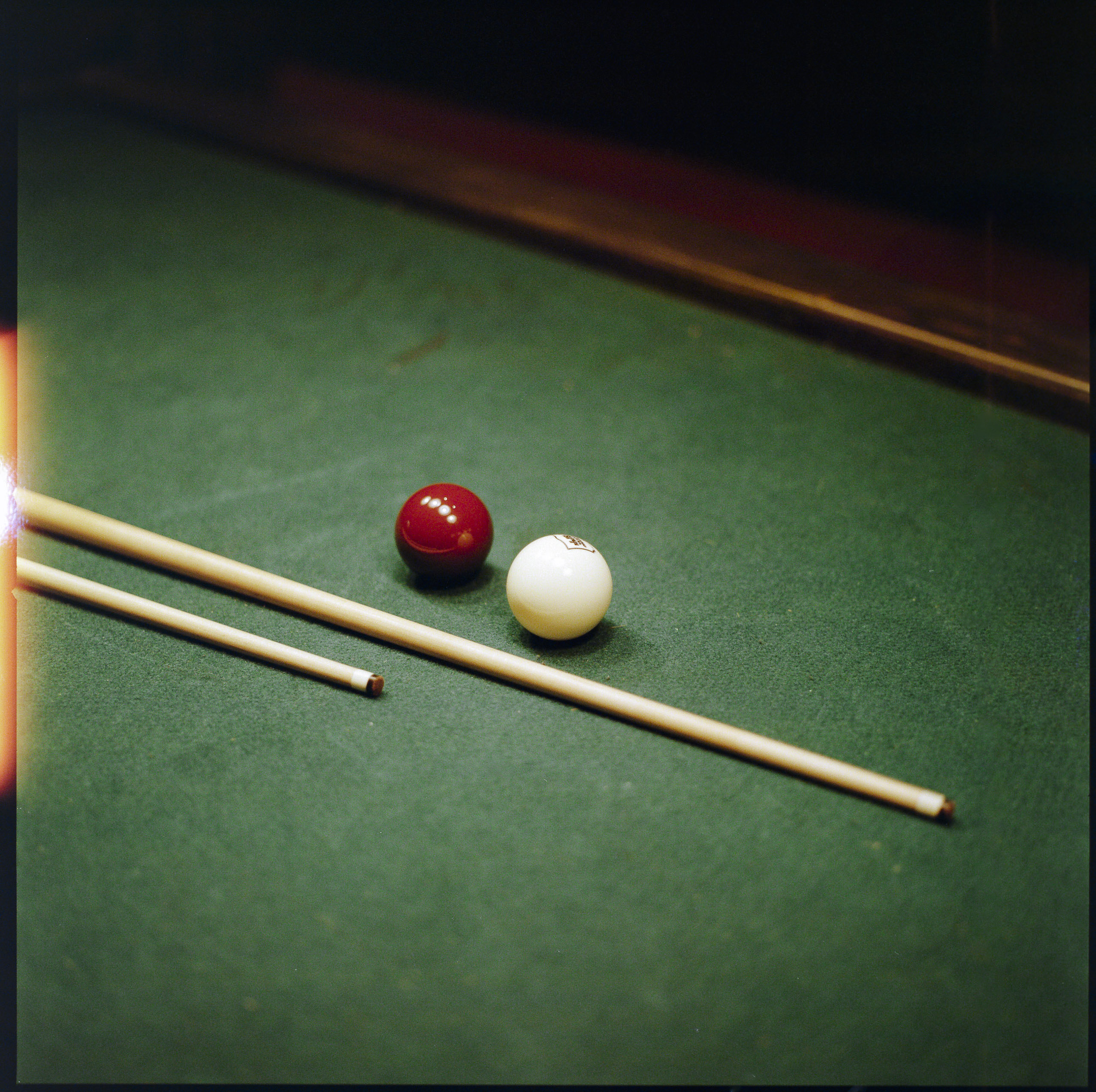 Medium format photography by Tobias Leipnitz –  Kodak Portra 160 and Kodak Portra 400 - Hasselblad 500cmtobias leipnitz hasselblad medium format camera 6x6 33