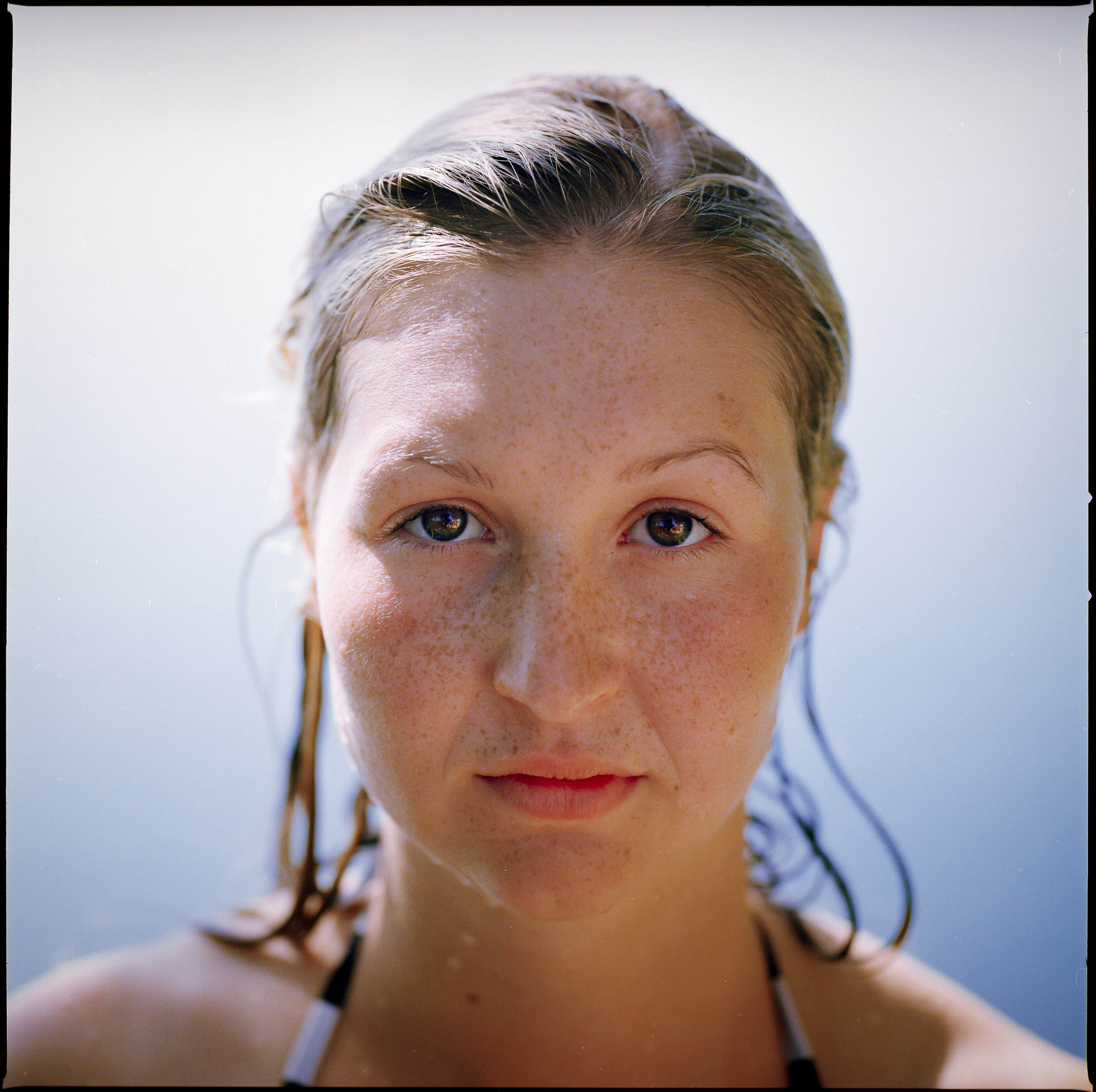 Medium format photography by Tobias Leipnitz –  Kodak Portra 160 and Kodak Portra 400 - Hasselblad 500cmtobias leipnitz hasselblad medium format camera 6x6 36